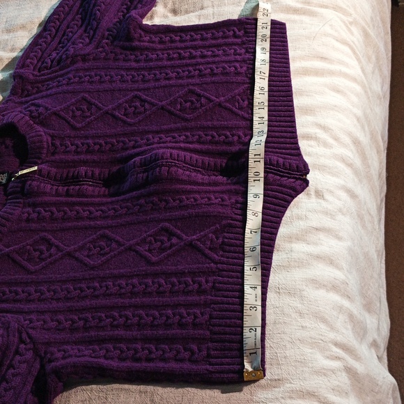 Vintage St. John Purple Cable Knit Cropped Cardigan Size Large - Picture 7 of 9